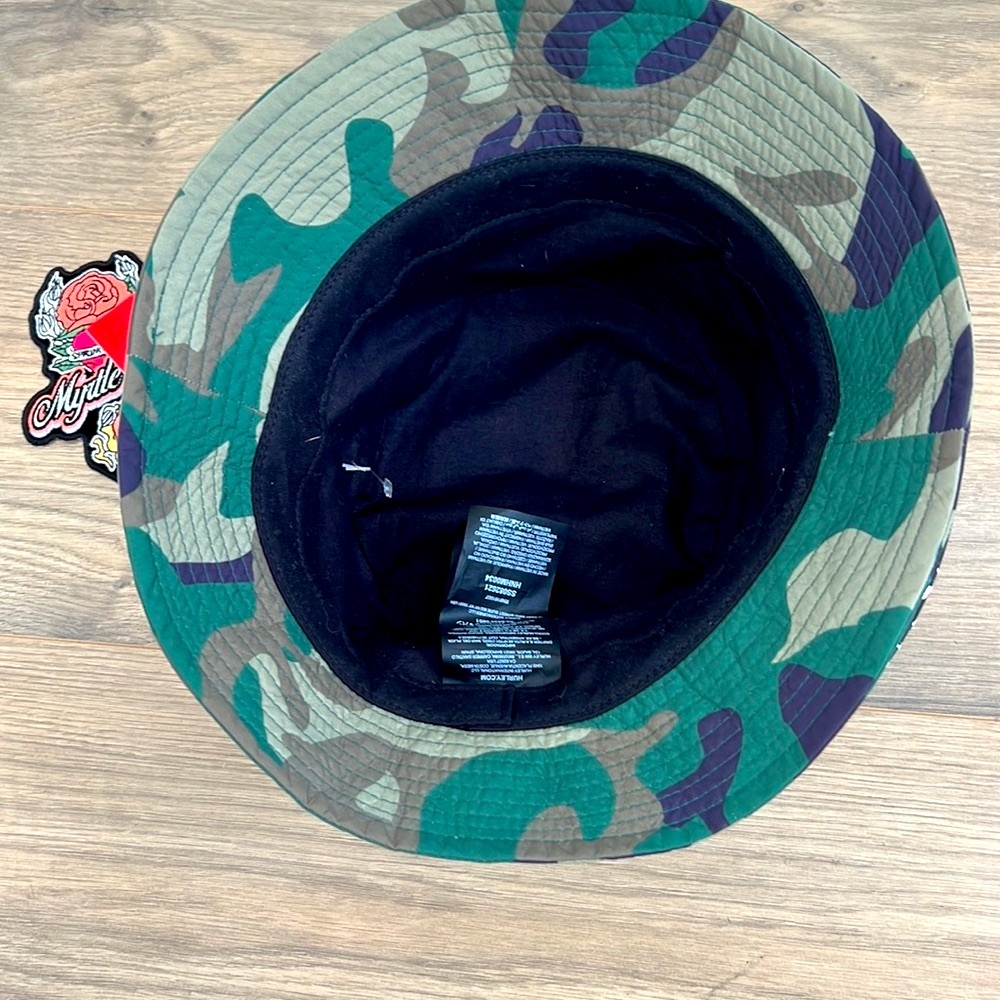 🟢HURLEY BUCKET HAT  | Green Camo | Awesome Hat | super cool find - Picture 10 of 16